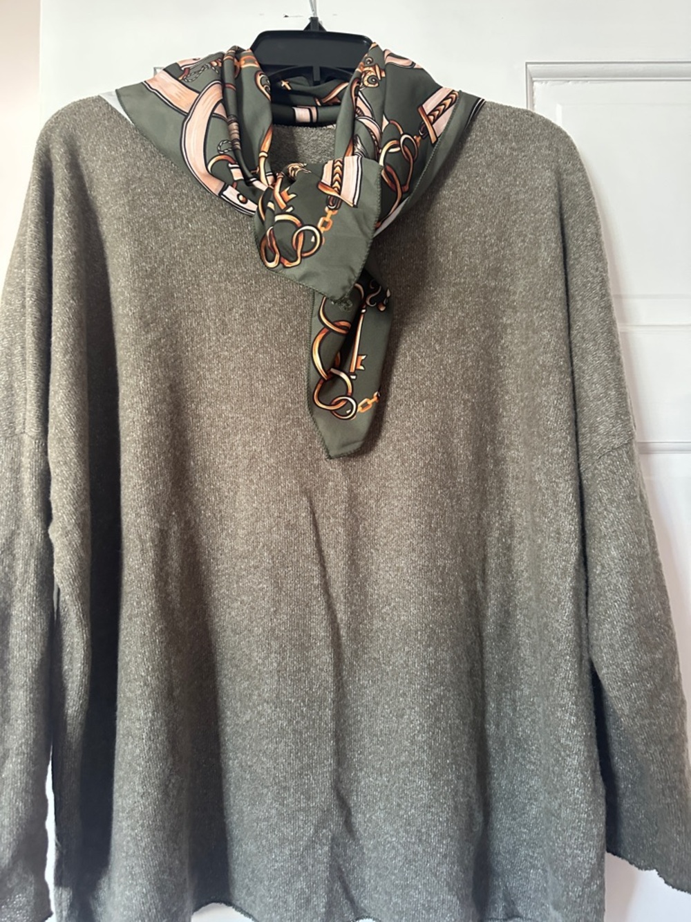 Women's Olive Crew Neck Knit Sweater - Relaxed Pullover